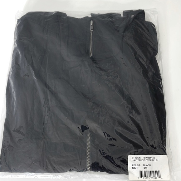 I HEART Black Rayon Halter Jumper Romper Pantsuit Overalls | Size XS | NWT - Picture 11 of 15